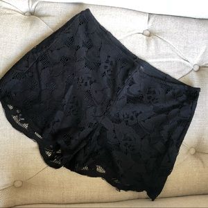 Zara TRF - Lace shorts